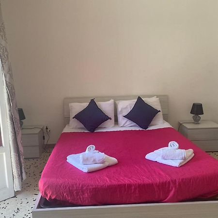 Serradifalco Cozy House Di Enza E Luigi Палермо Екстериор снимка