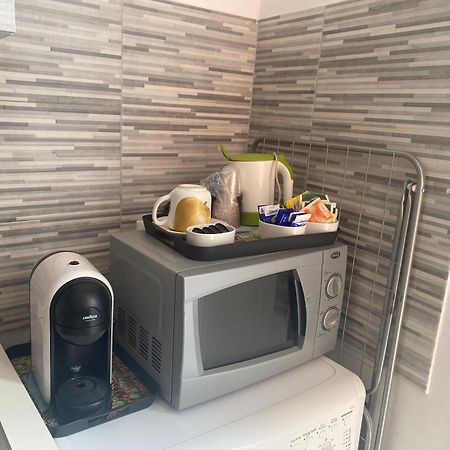 Serradifalco Cozy House Di Enza E Luigi Палермо Екстериор снимка