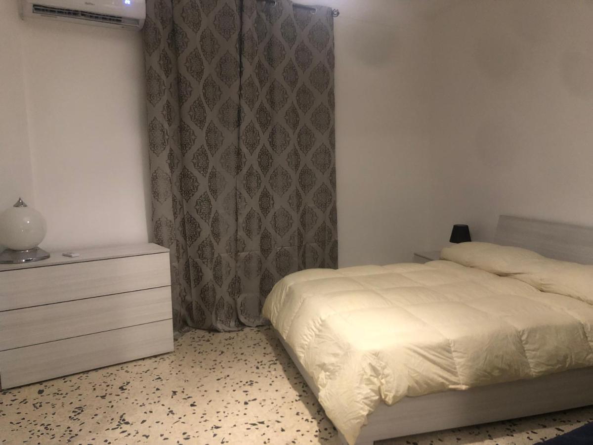 Serradifalco Cozy House Di Enza E Luigi Палермо Екстериор снимка