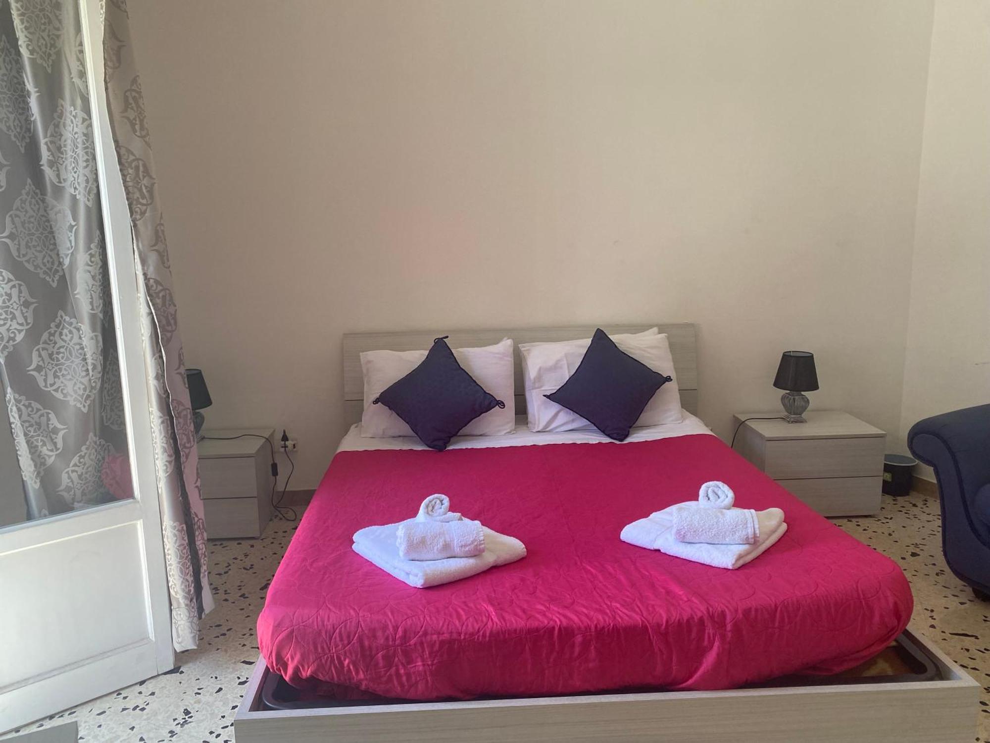 Serradifalco Cozy House Di Enza E Luigi Палермо Екстериор снимка