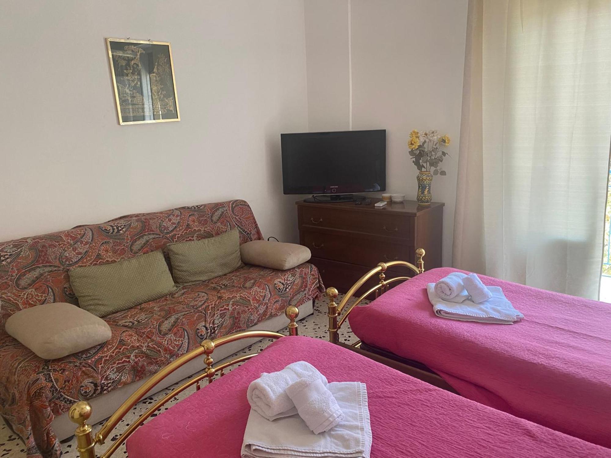 Serradifalco Cozy House Di Enza E Luigi Палермо Екстериор снимка