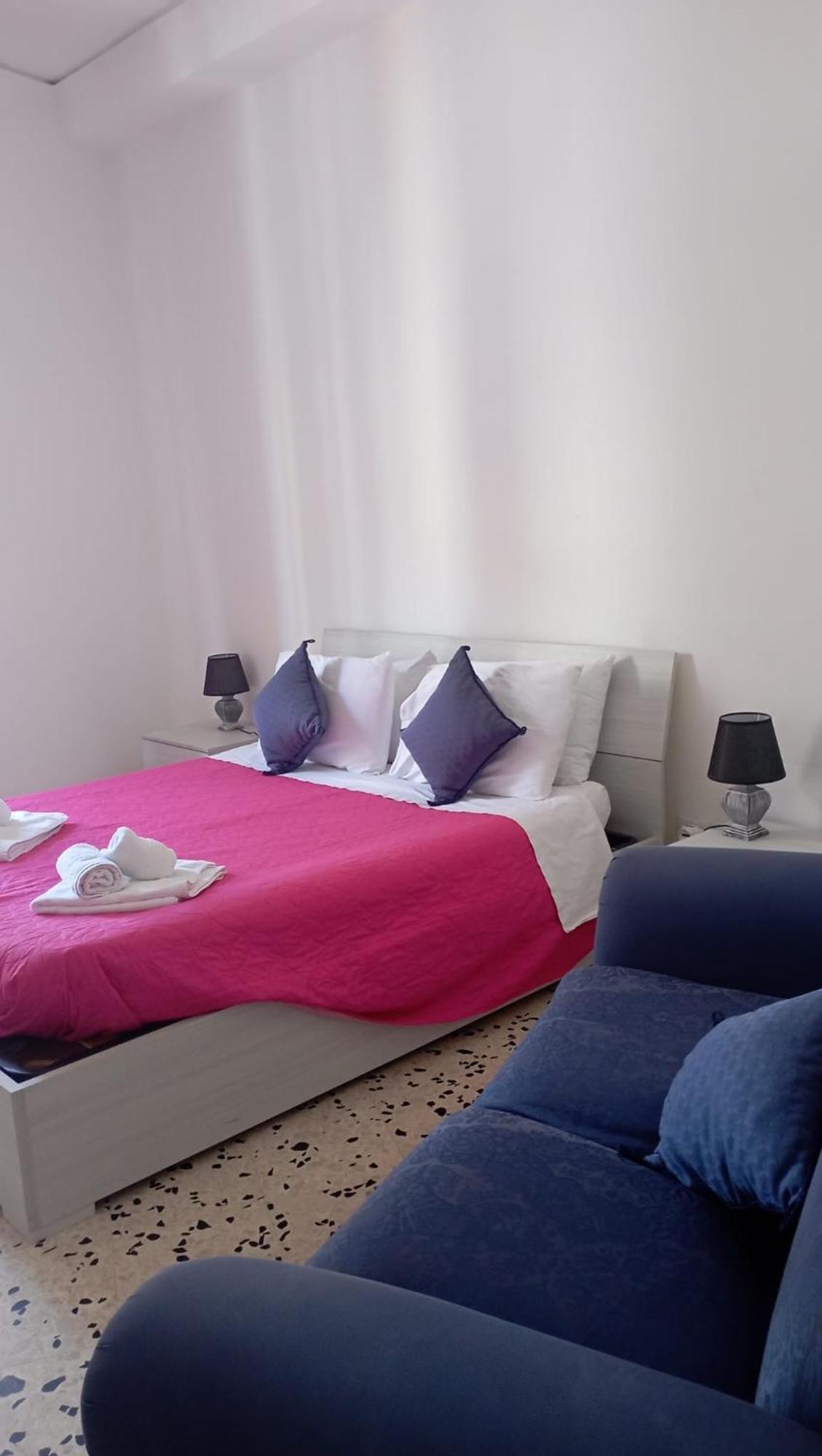 Serradifalco Cozy House Di Enza E Luigi Палермо Екстериор снимка